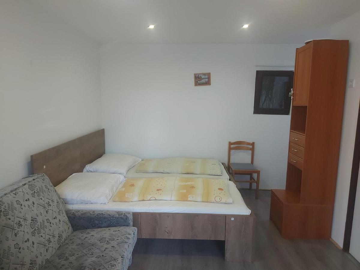 Hullam Panzio Bed and Breakfast Hajdúszoboszló Εξωτερικό φωτογραφία
